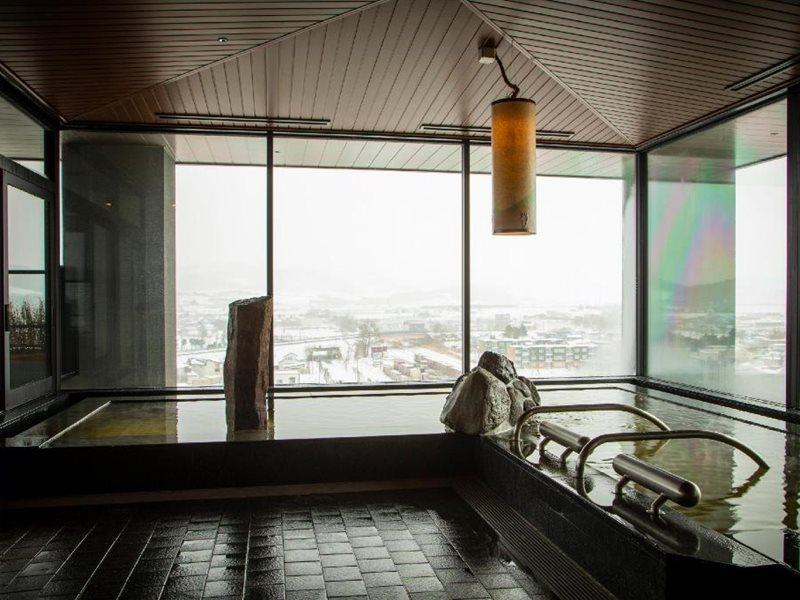 La Vista Furano Hills Natural Hot Spring Exterior foto